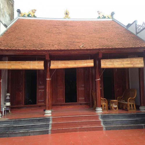 Nhà gỗ 5 gian 22 cột thông hiên